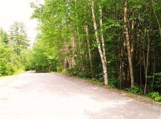 35 Settlers Dr, Hancock, ME 04640