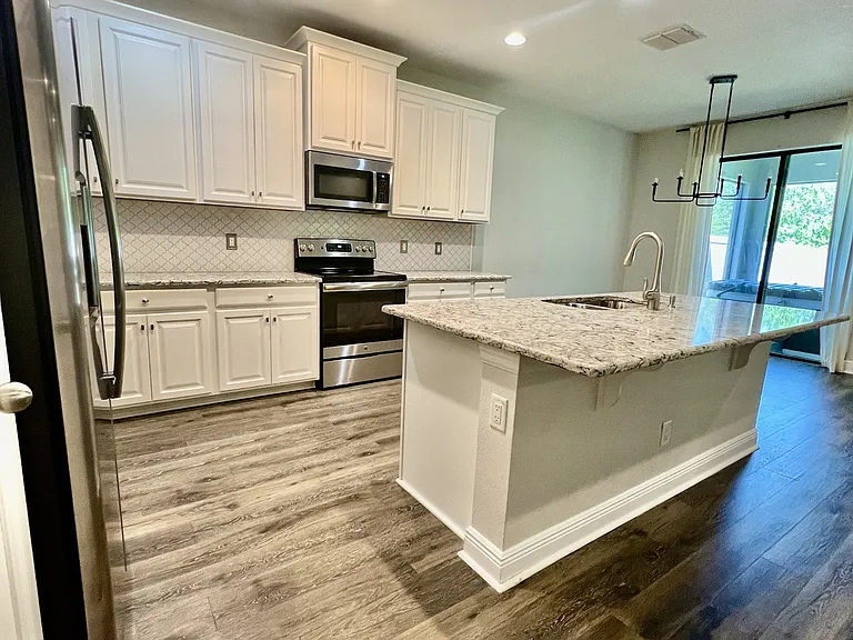 7942 Roma Dune Dr — Photo 12