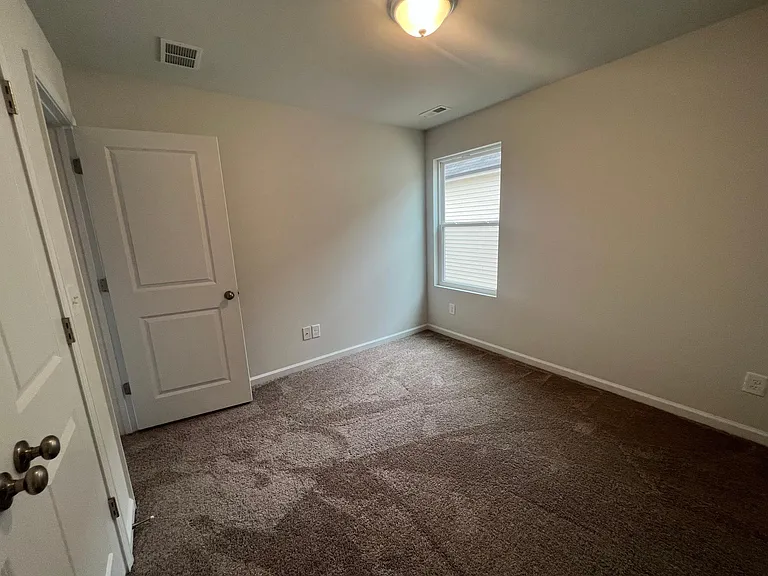 640 Cam Cir — Photo 29