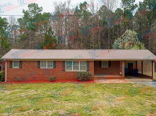 501 Greenhill Dr, Siler City, NC 27344