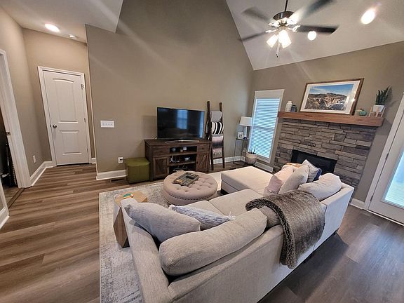2nd image of 249 Crusaw Dr