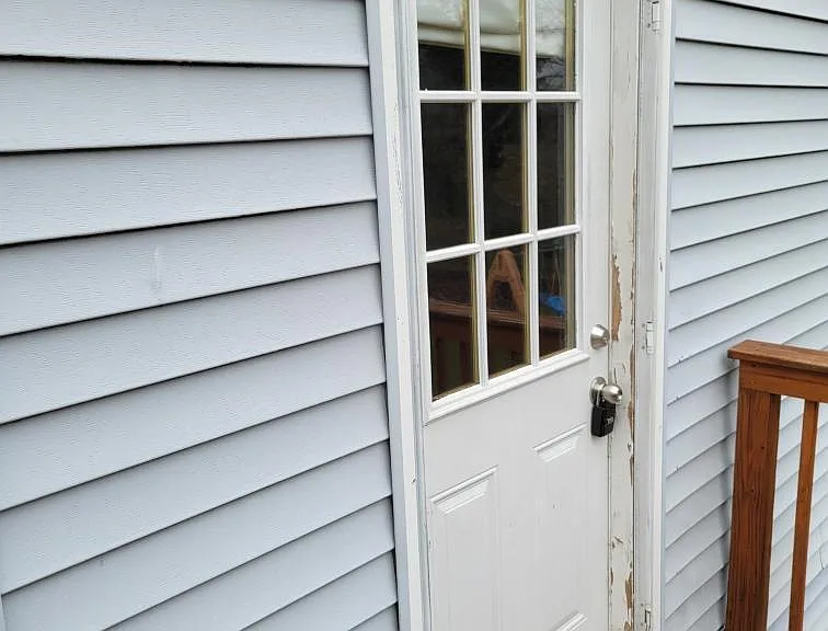 511 Leffert St #B — Photo 3