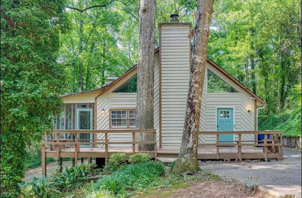 790 Oak Dr — Photo 1