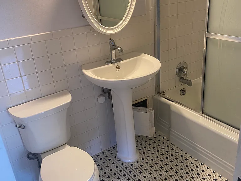 2500 Q St NW #422 — Photo 7