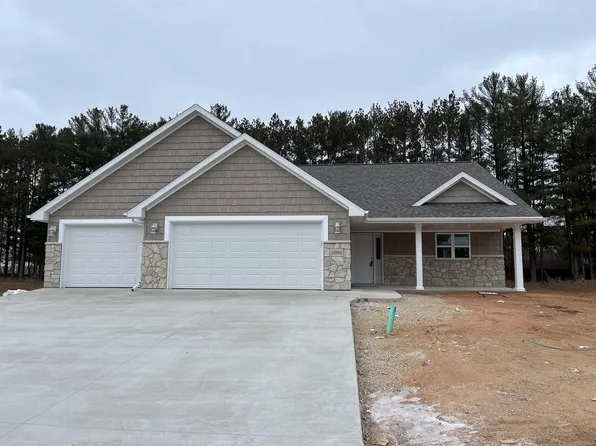 2080 Abbey Rd, New London, WI 54961