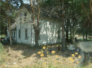 34772 Ebony Rd, Strawberry Point, IA 52076