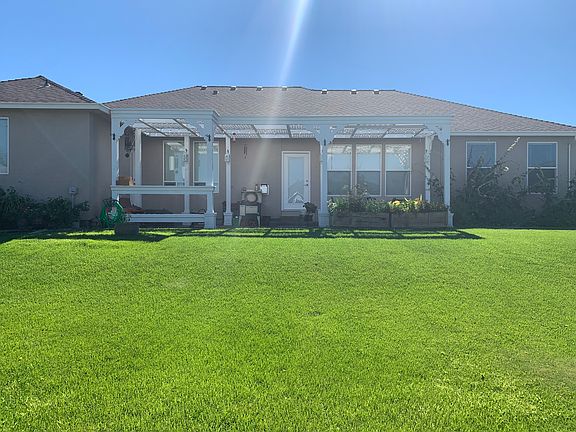 New Pergola w/ Shade Awning