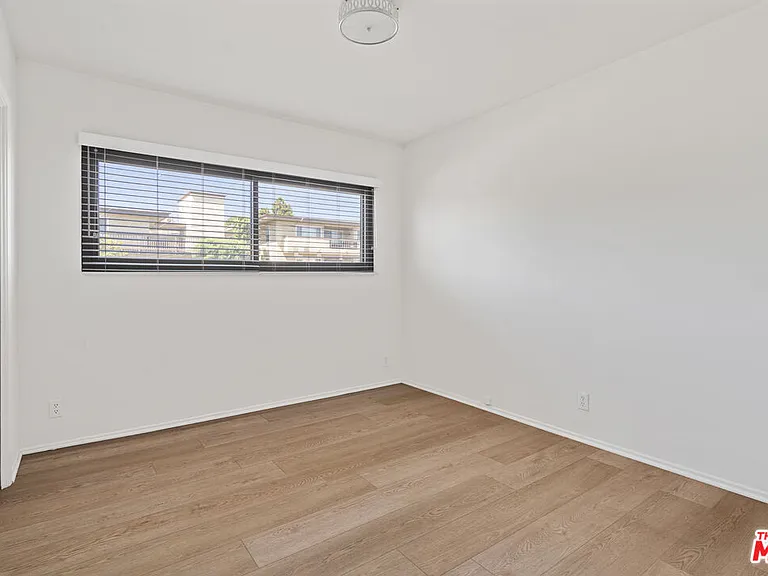 8630 Falmouth Ave #7 — Photo 1