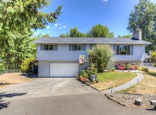 3196 SE Rood Bridge Rd, Hillsboro, OR 97123