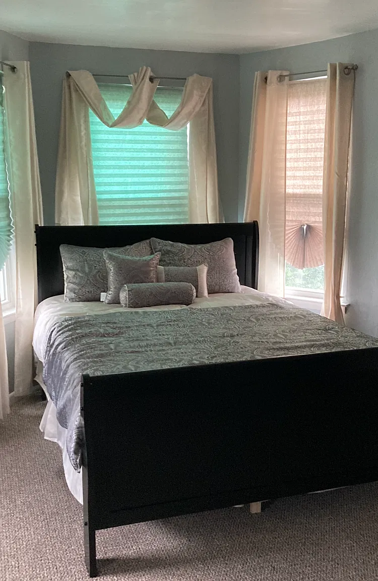 4 bed, 1.5 bath, $700 — Photo 3