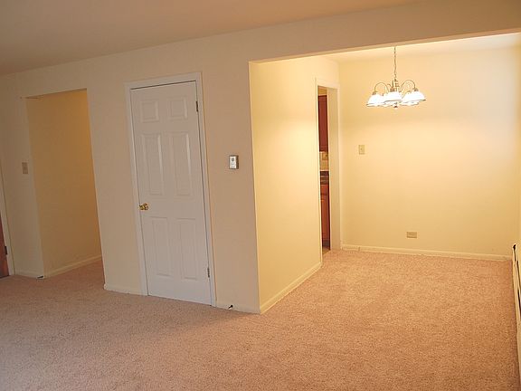 3rd image of 223 Marengo Ave