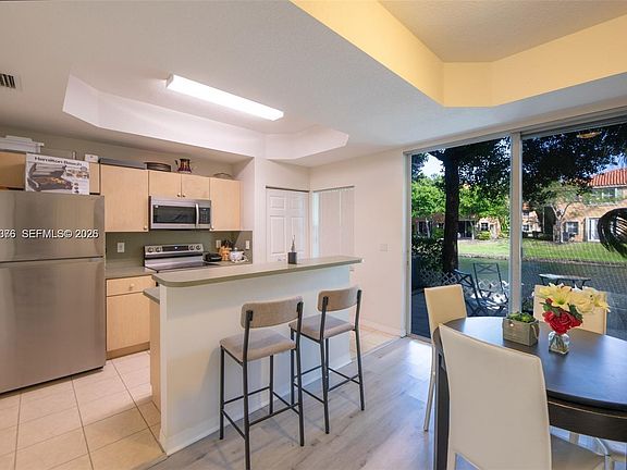 5th image of 4942 Windward Way #1306