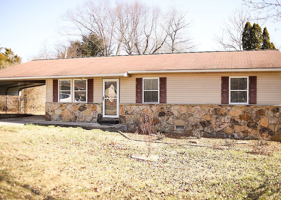 1st image of 124 Sherman Dr