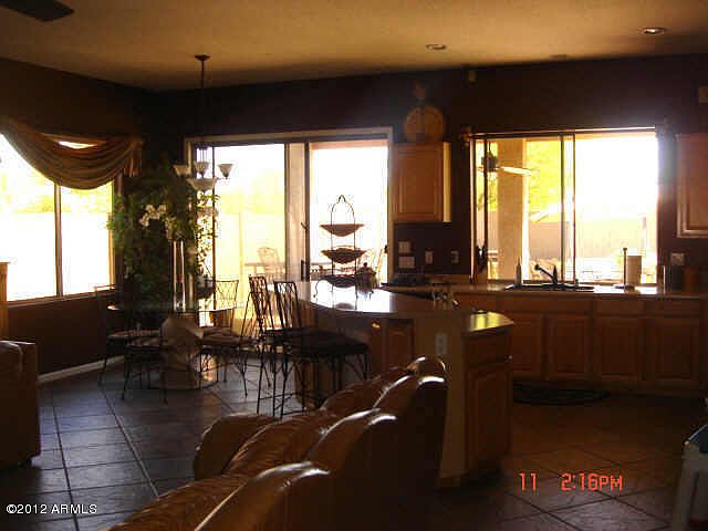 1st image of 5209 E Woodridge Dr