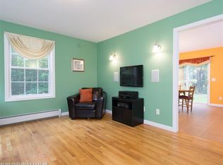 8 Noel Dr, Windham, ME 04062