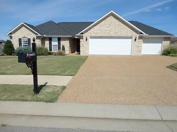 442 Summit Dr, Medina, TN 38355