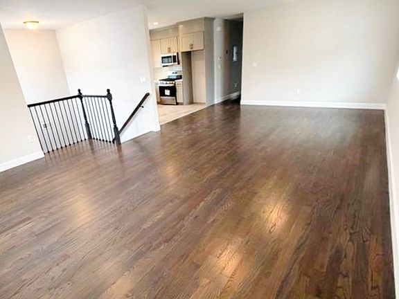 4th image of 19 Vulcan St #2-A