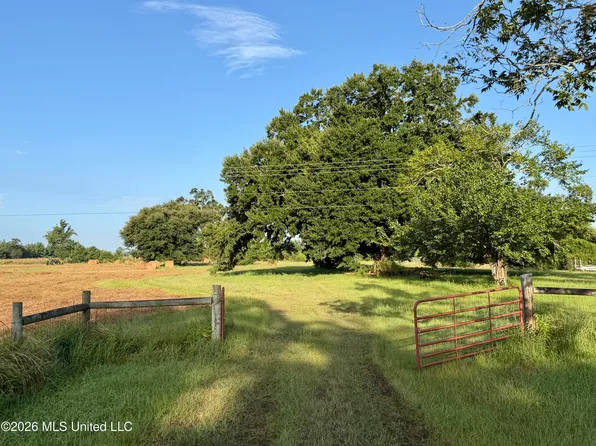 Neely Avera Rd, Neely, MS 39461
