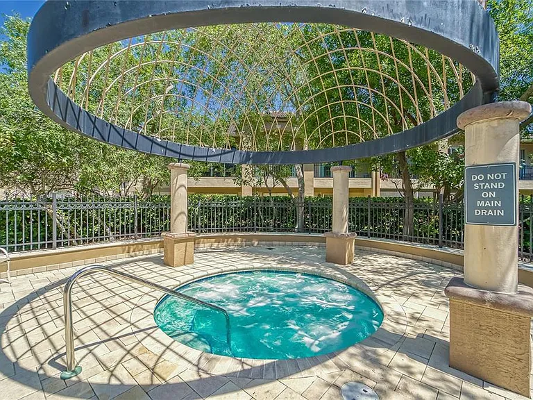 845 Normandy Trace Rd — Photo 36