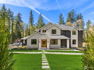 9473 Springwood Avenue NE, Bainbridge Island, WA 98110
