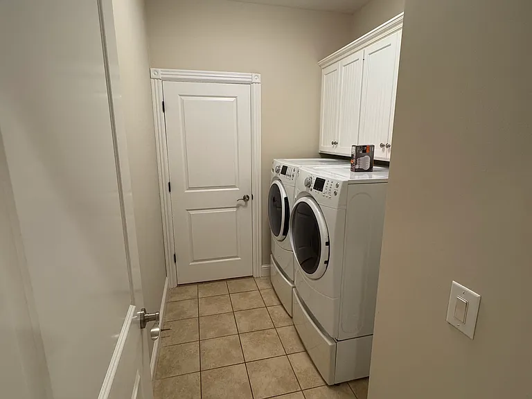 1731 Bellshire Way — Photo 8