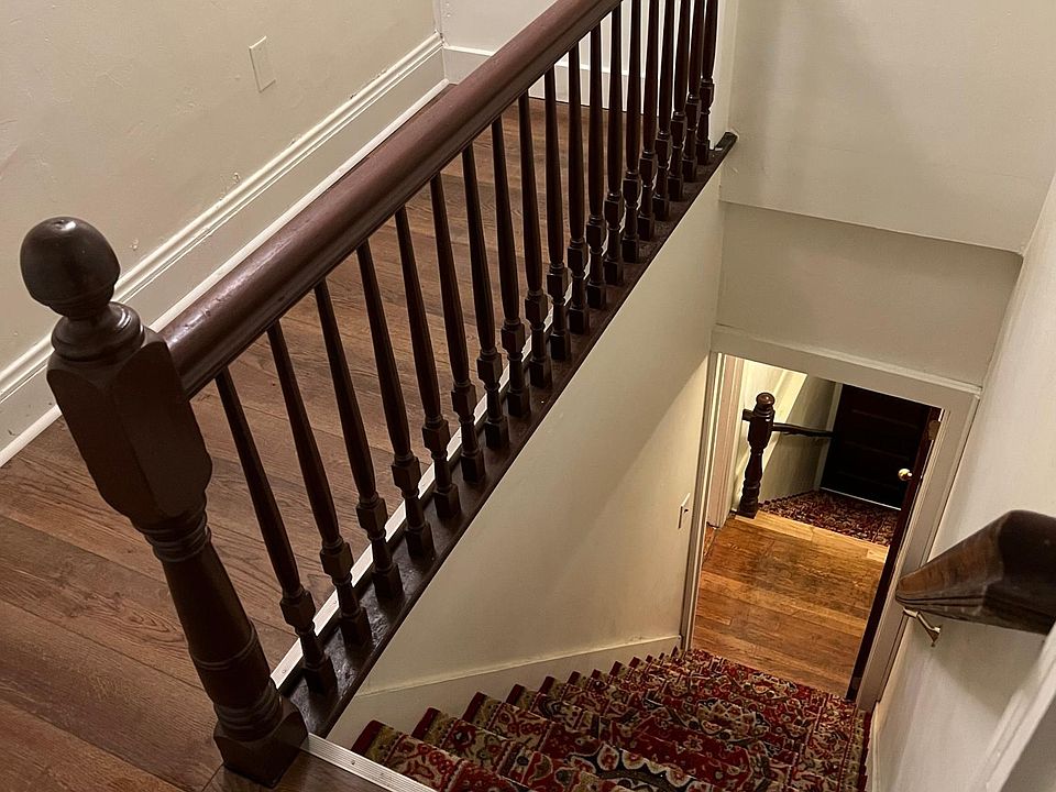 2nd image of 20 Arlington St Unit 3