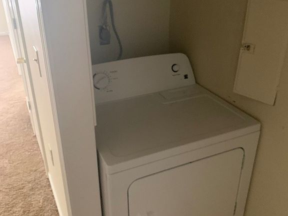 5th image of 3609 Mynders Ave APT 104