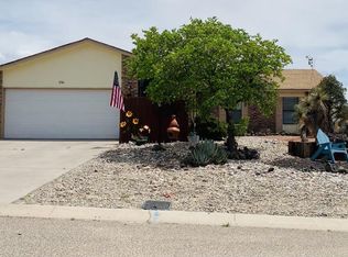 396 Feldspar Dr NE, Rio Rancho, NM 87124