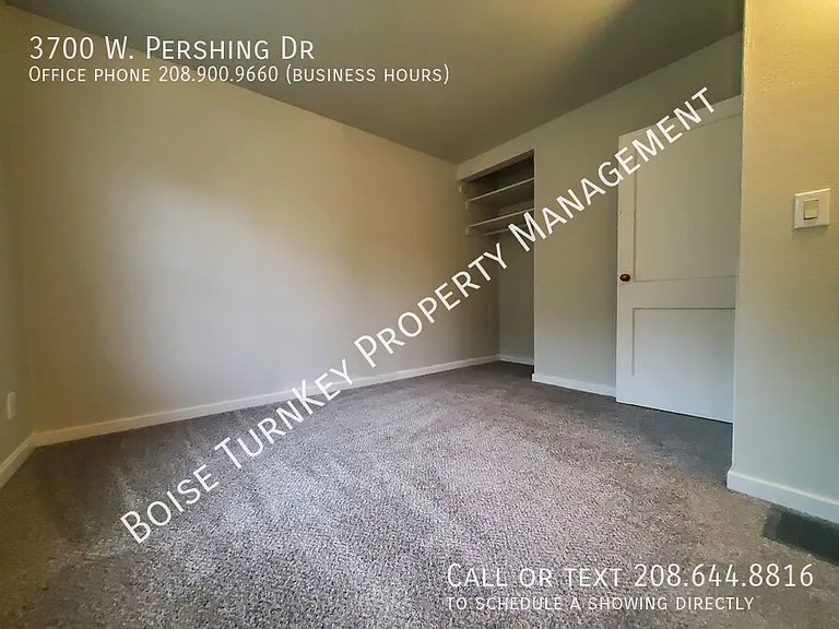3700 W Pershing Dr — Photo 15