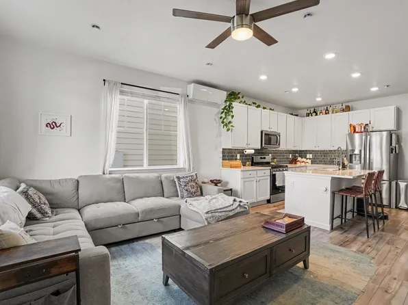 12496 Childers St, Parker, CO 80134