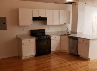 18 Fleet St #B, Boston, MA 02113