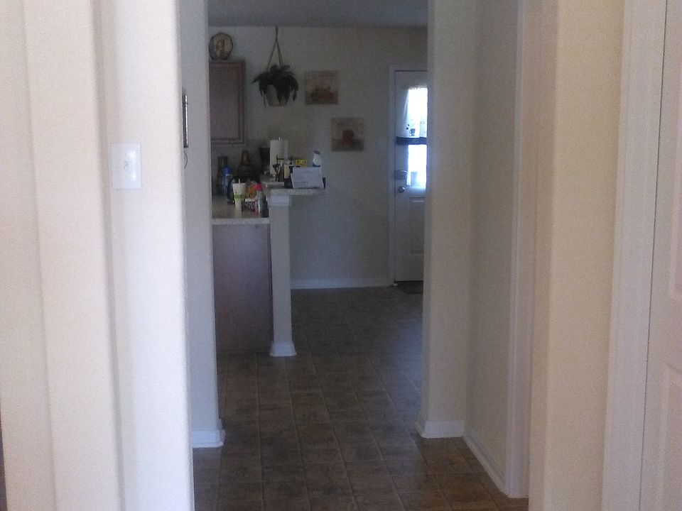 1st image of 7411 Fox Cove Trl