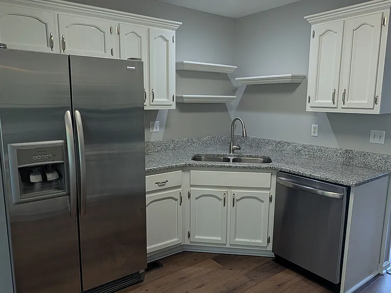 116 Paxton Ct — Photo 8