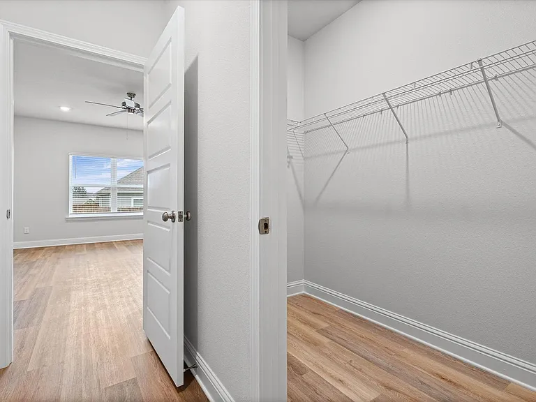 7307 Hawkins Mnr — Photo 12