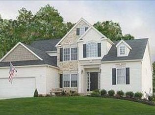 1061 Kings Cross Dr, Wadsworth, OH 44281