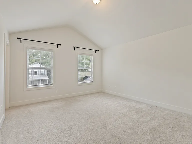1455 Reynolds Dr — Photo 22