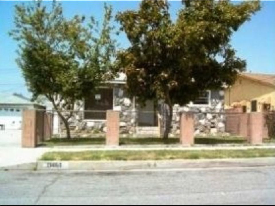 1st image of 11613 Corby Ave