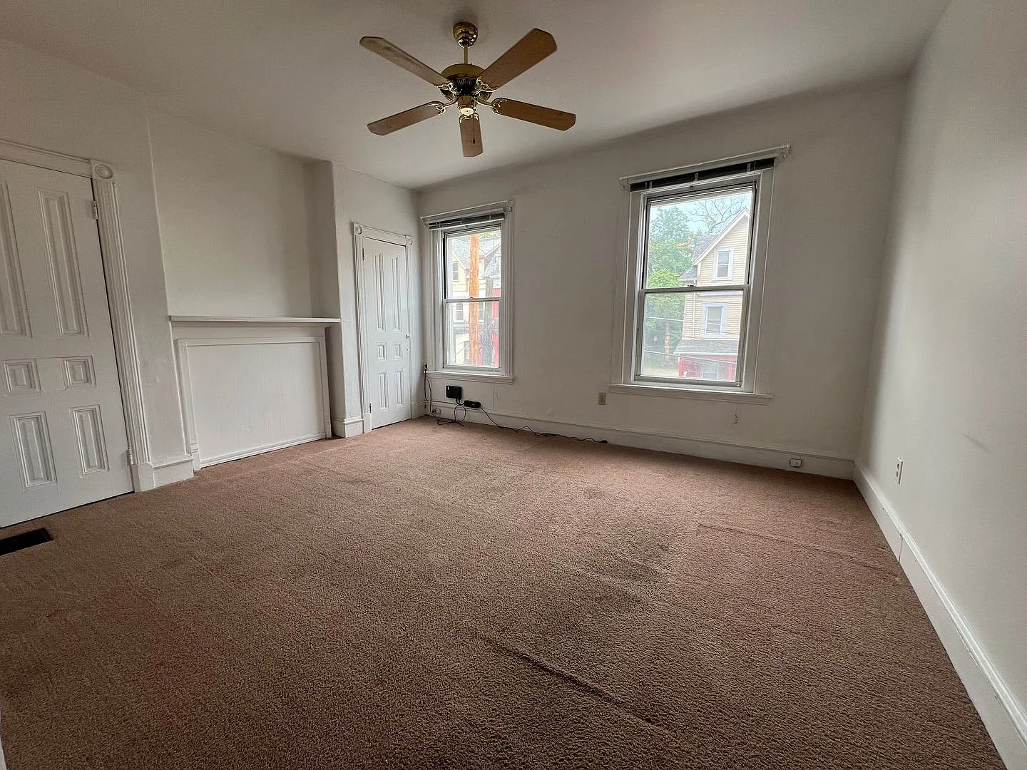 212 Coltart Avenue — Photo 4