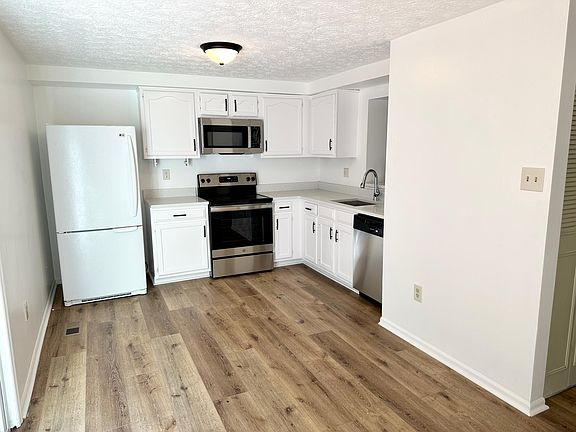 5th image of 9540 Orbitan Ct