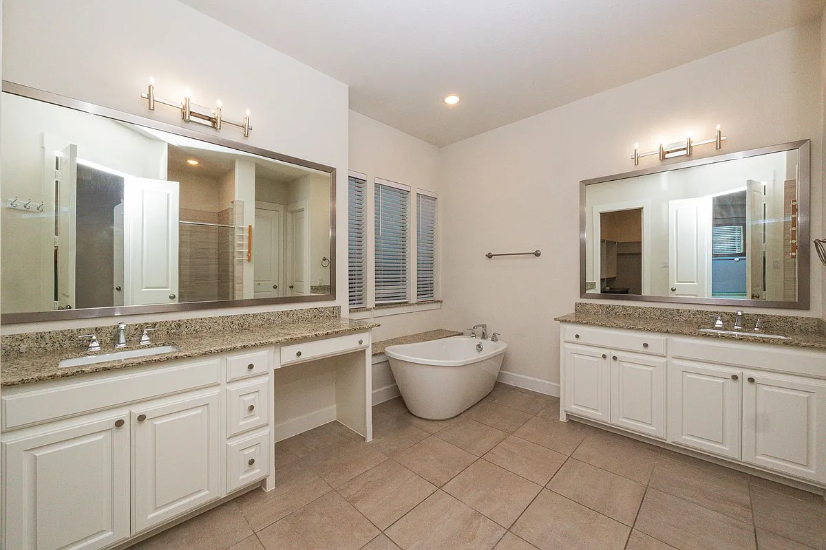 Building Photo - 13749 Wickham Ln