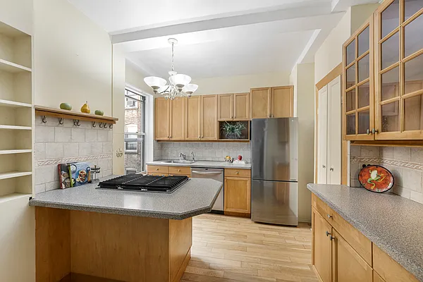 Sold by Compass | media 14