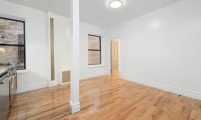 Rented by REAL New York | media 9