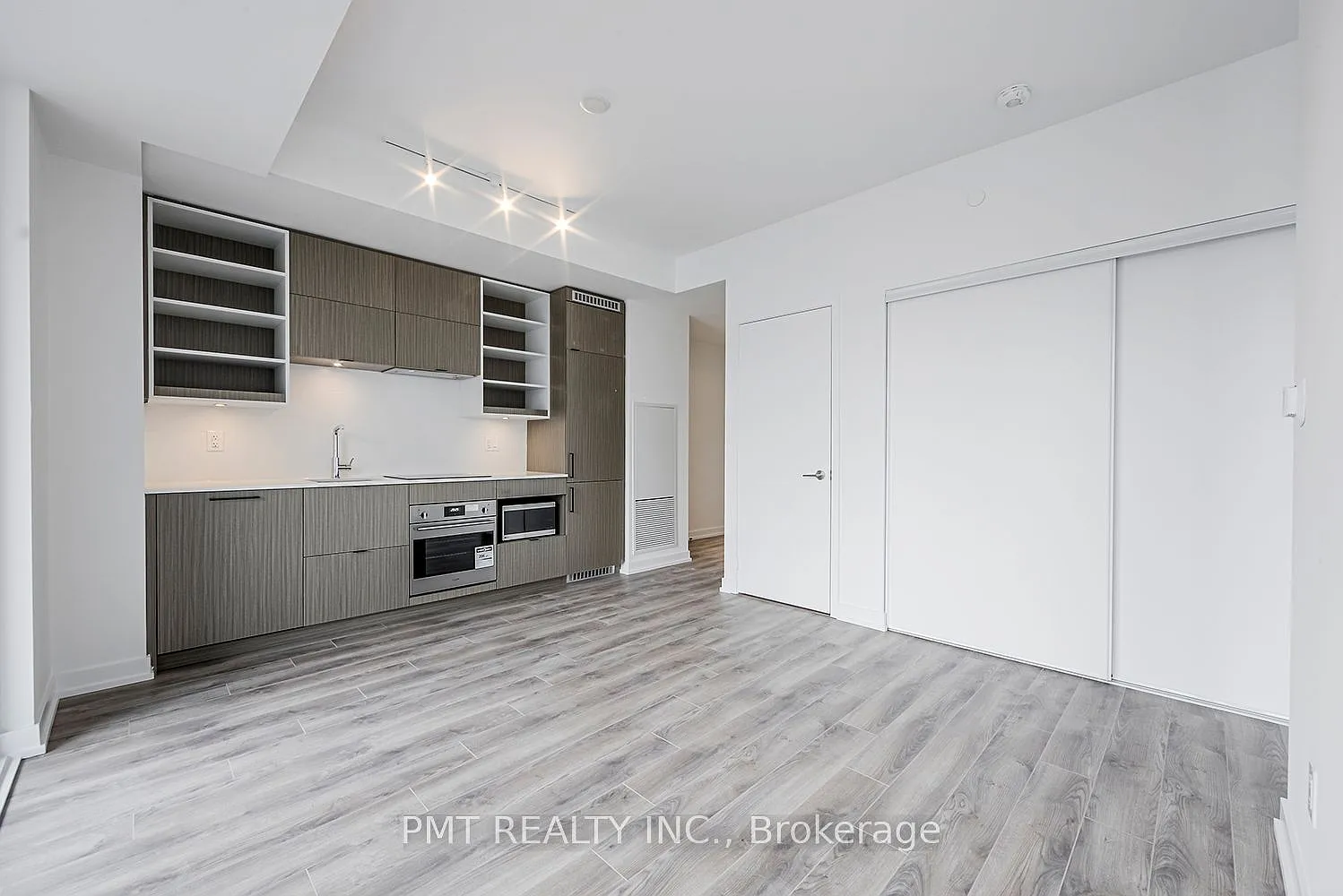 1 bed, $2,290 — Photo 2