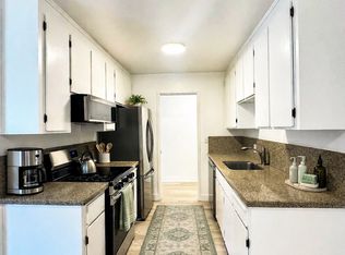 3820 Park Blvd #17, Palo Alto, CA 94306