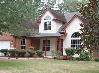 232 Wentworth Dr, West Columbia, TX 77486