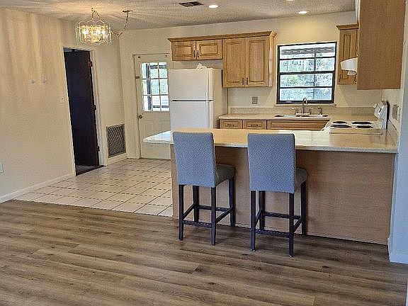 2nd image of 119 Washington Blvd