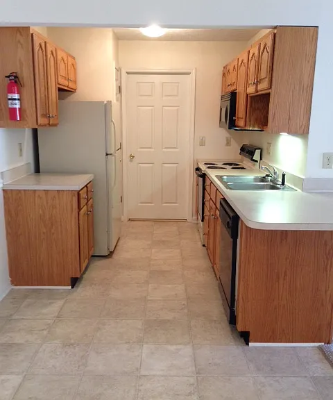 Autumn Ridge Apartments — Photo 15