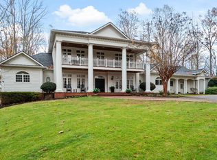 91 Hermitage Ct, Powder Springs, GA 30127
