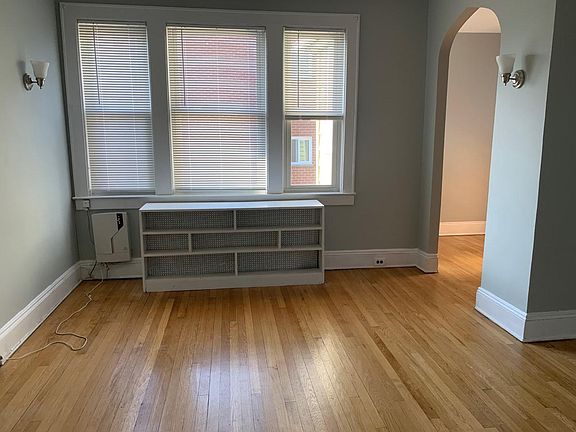 5th image of 3912 214th Pl APT 2