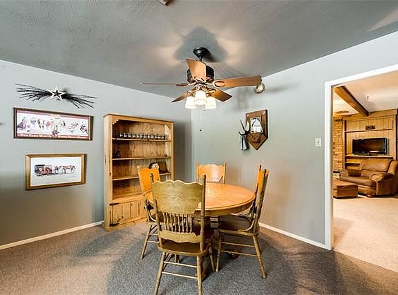 3rd image of 905 Blue Lake Dr